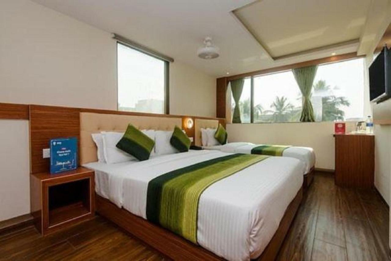 Hotel Aflon Midc Andheri East Bombay Eksteriør billede